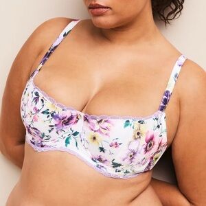 Adore Me Purple and White Floral Bra